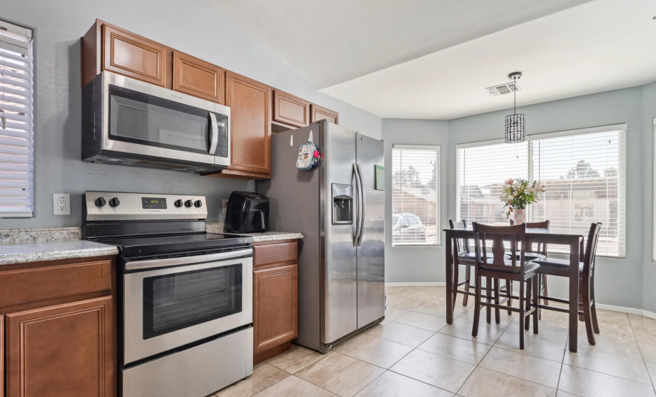 8520 West Palm Lane - 1
